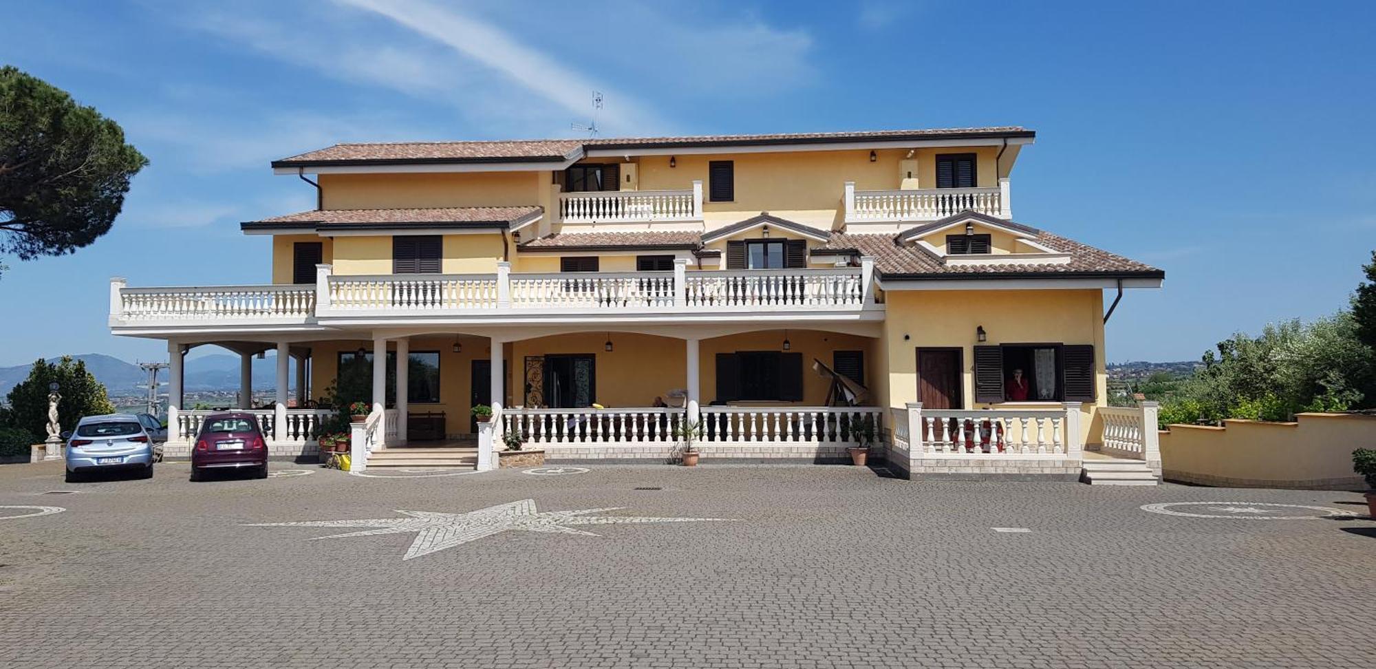 Villa Giona Roma ฟรัสกาตี ภายนอก รูปภาพ